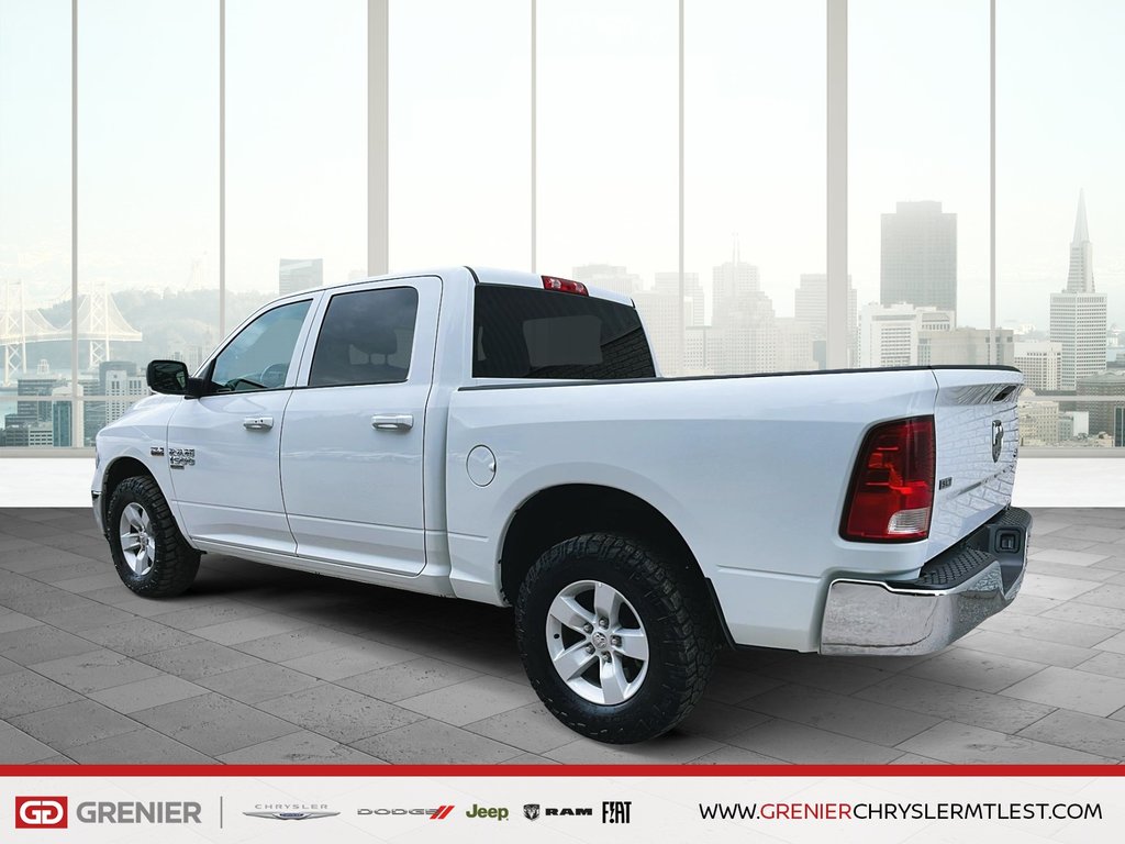 2022 Ram 1500 Classic SLT + 4X4 + CREW CAB + V8 in Pointe-Aux-Trembles, Quebec - 7 - w1024h768px