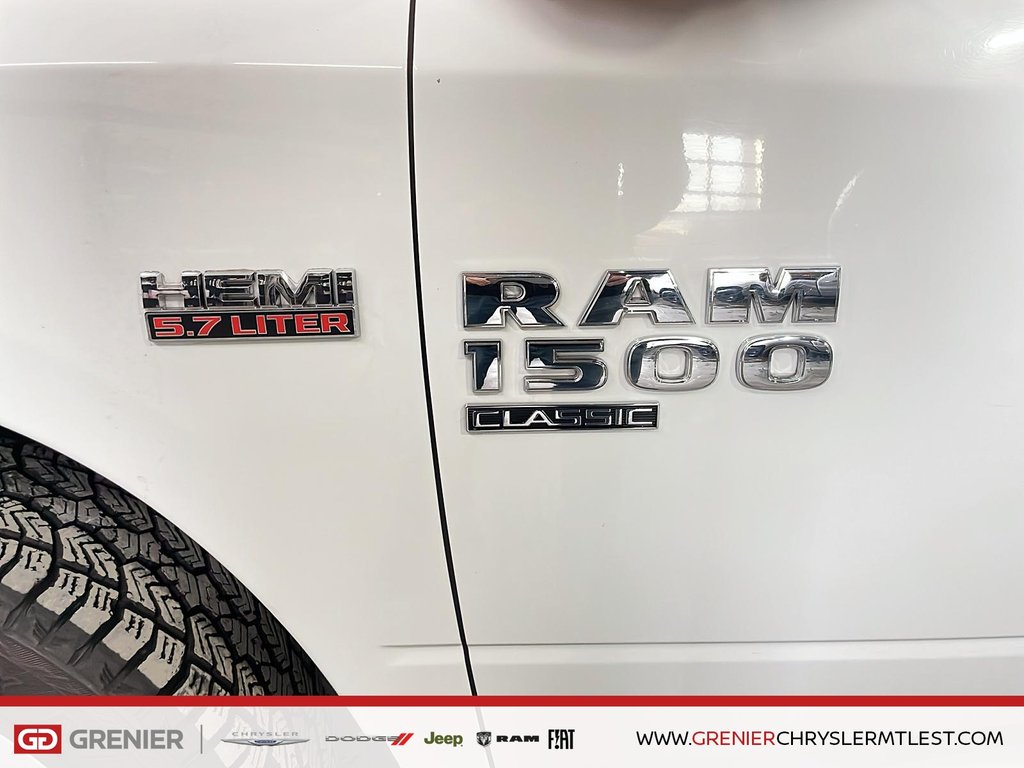 Ram 1500 Classic SLT + 4X4 CREW CAB + V8 HEMI 5.7L + 2022 à Pointe-Aux-Trembles, Québec - 7 - w1024h768px