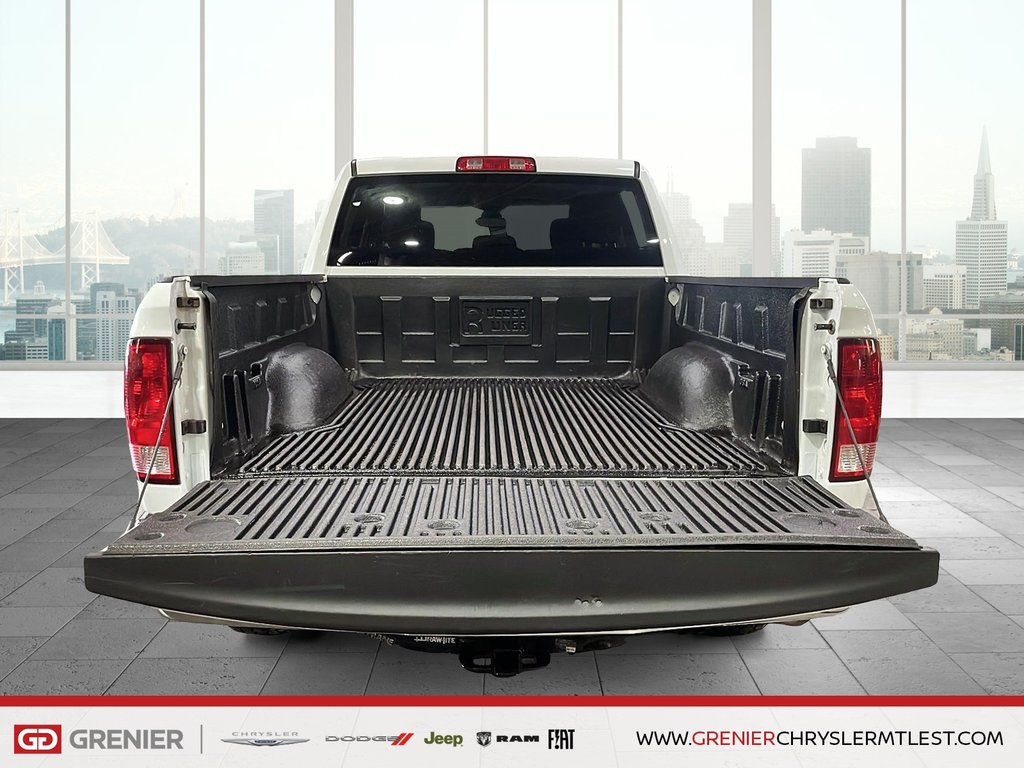 Ram 1500 Classic SLT + 4X4 CREW CAB + V8 HEMI 5.7L + 2022 à Pointe-Aux-Trembles, Québec - 14 - w1024h768px