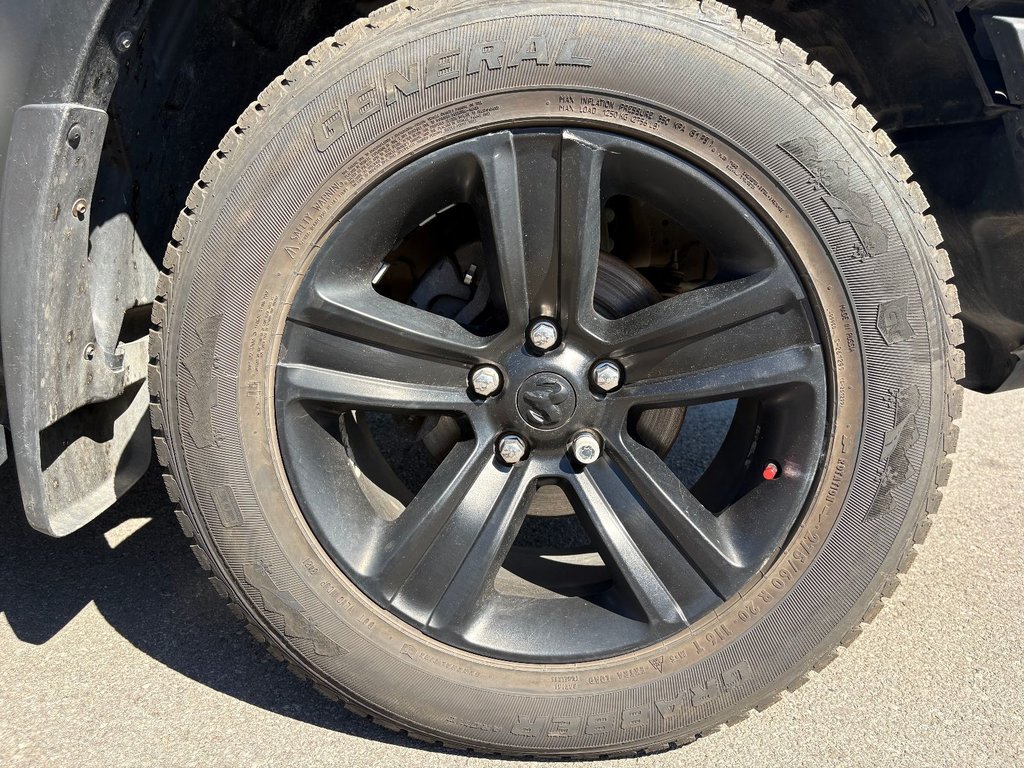 Ram 1500 Classic Warlock 2022 à Pointe-Aux-Trembles, Québec - 15 - w1024h768px