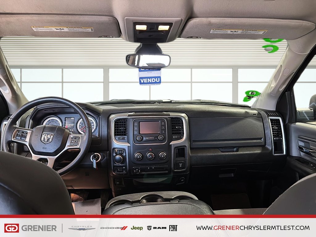 2023 Ram 1500 Classic SLT + 4X4 + CREW CAB + V6 3.6L in Pointe-Aux-Trembles, Quebec - 8 - w1024h768px