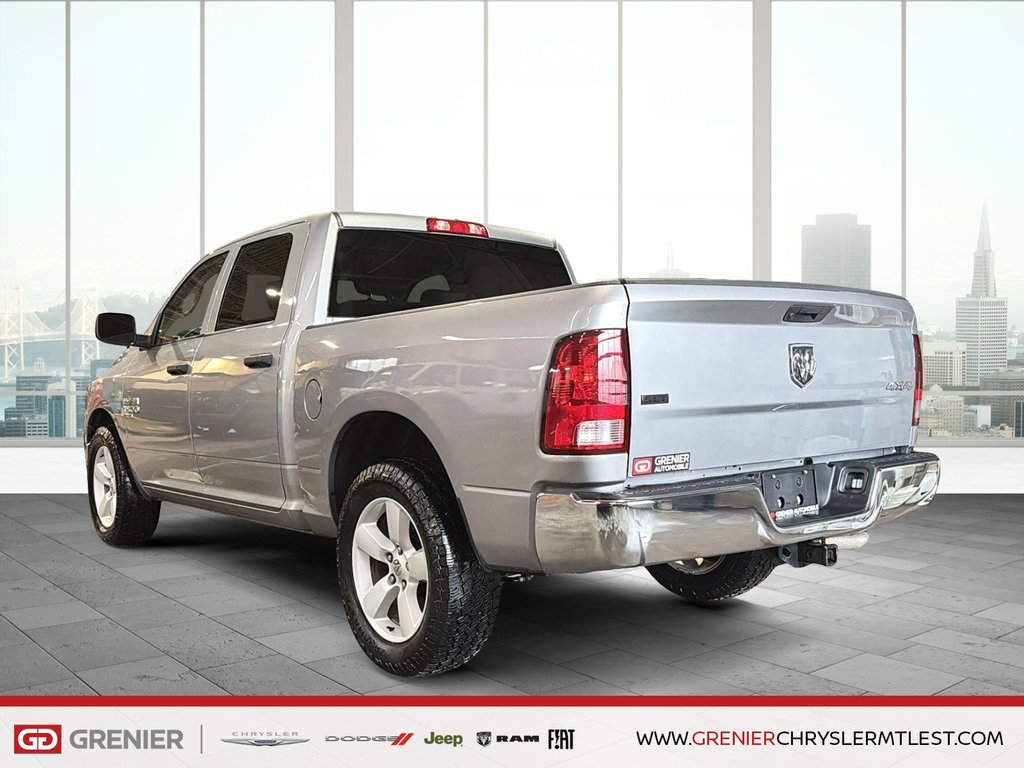 2023 Ram 1500 Classic SLT + 4X4 + CREW CAB + V6 3.6L + in Pointe-Aux-Trembles, Quebec - 5 - w1024h768px