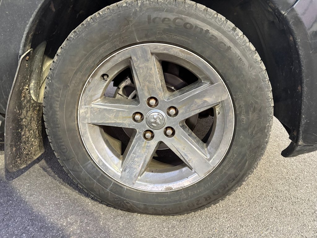 Ram 1500 Sport 2011 à Pointe-Aux-Trembles, Québec - 11 - w1024h768px
