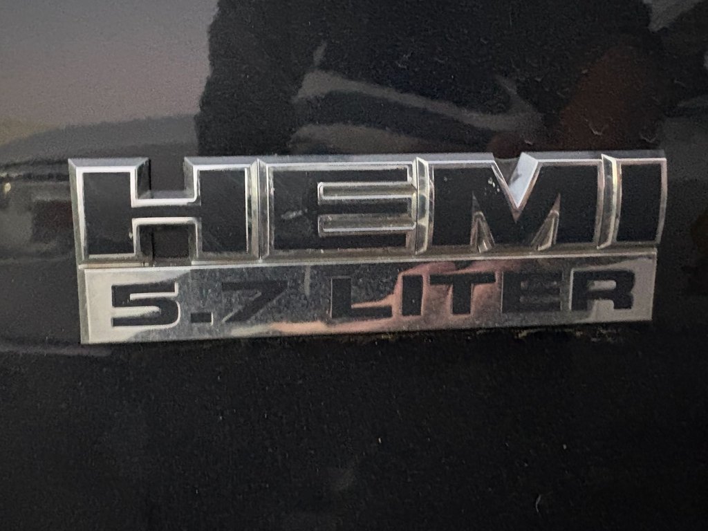Ram 1500 Sport 2011 à Pointe-Aux-Trembles, Québec - 10 - w1024h768px