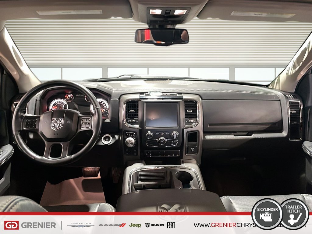 Ram 1500 SPORT + 4X4 + V8 HEMI 5.7L + CREW CAB + TOIT OUVRA 2017 à Pointe-Aux-Trembles, Québec - 9 - w1024h768px