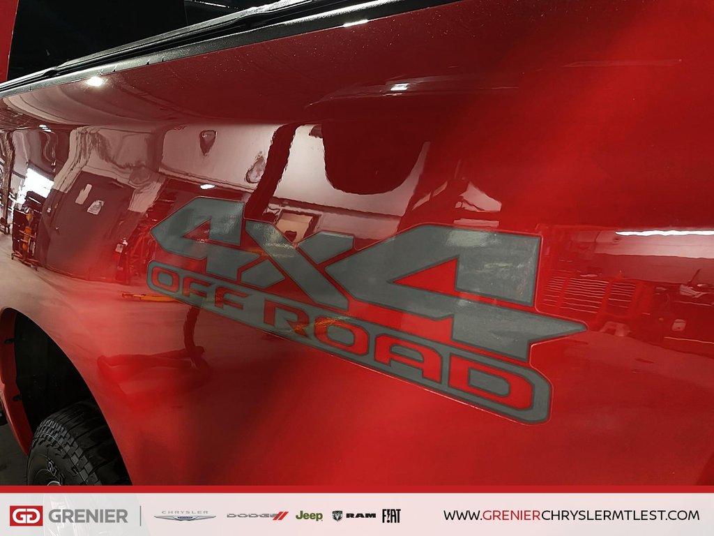 Ram 1500 BIG HORN + 4X4 + CREW CAB + V8 HEMI 5.7L + 2020 à Pointe-Aux-Trembles, Québec - 4 - w1024h768px