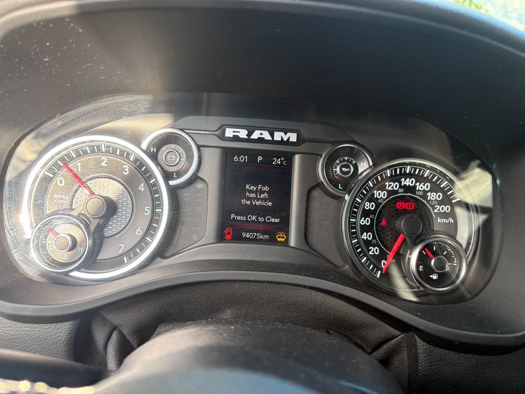 2021 Ram 1500 Big Horn in Pointe-Aux-Trembles, Quebec - 16 - w1024h768px