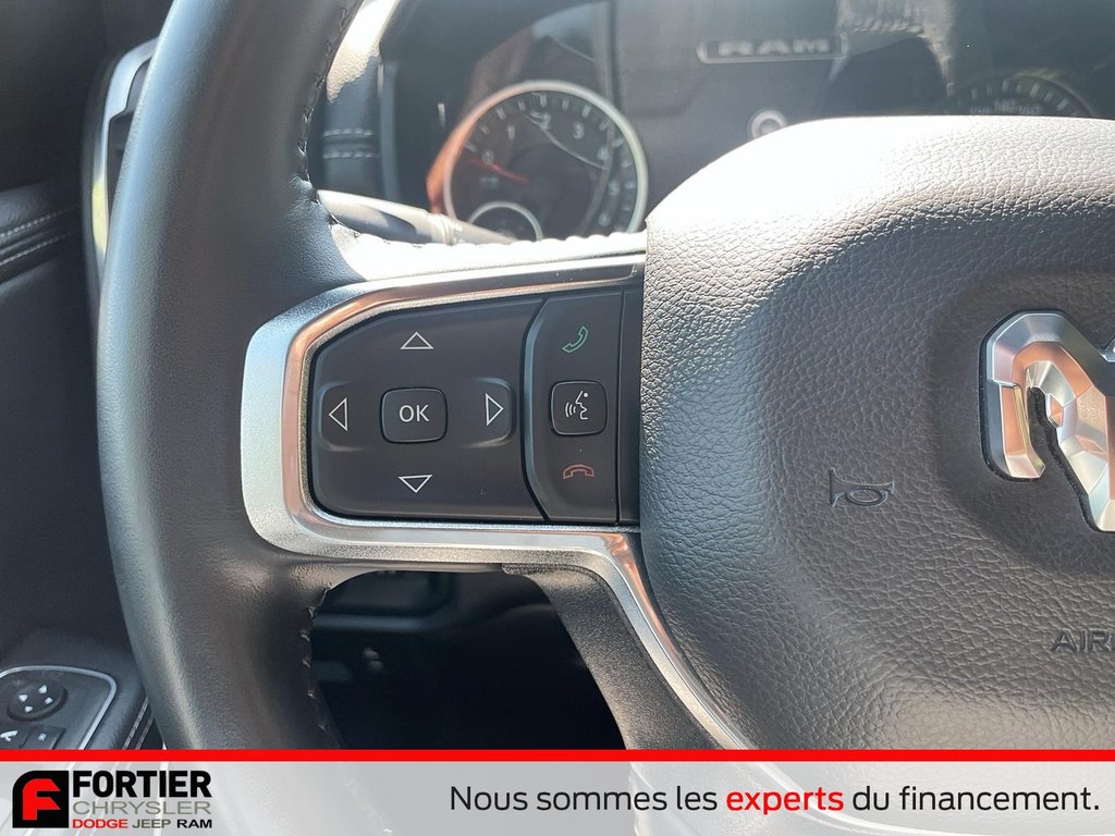 Ram 1500 LARAMIE + CREWCAB + TOIT OUVRANT 2023 à Pointe-Aux-Trembles, Québec - 14 - w1024h768px