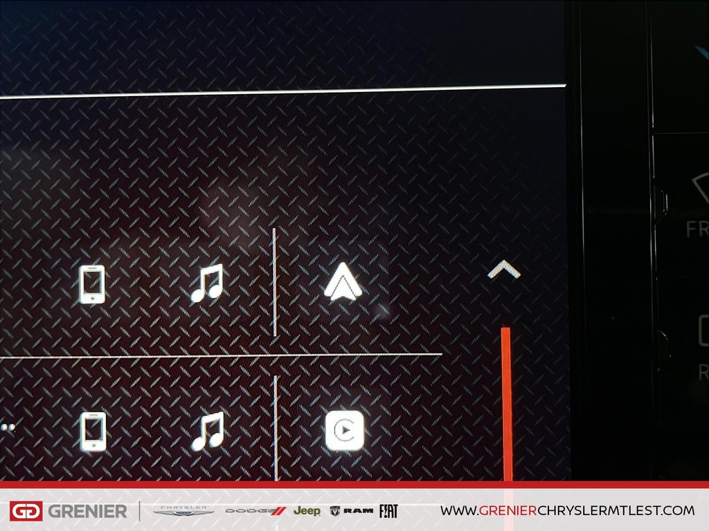 2023 Ram 1500 SPORT GT + 4X4 + CREW CAB + V8 HEMI 5.7L in Pointe-Aux-Trembles, Quebec - 18 - w1024h768px
