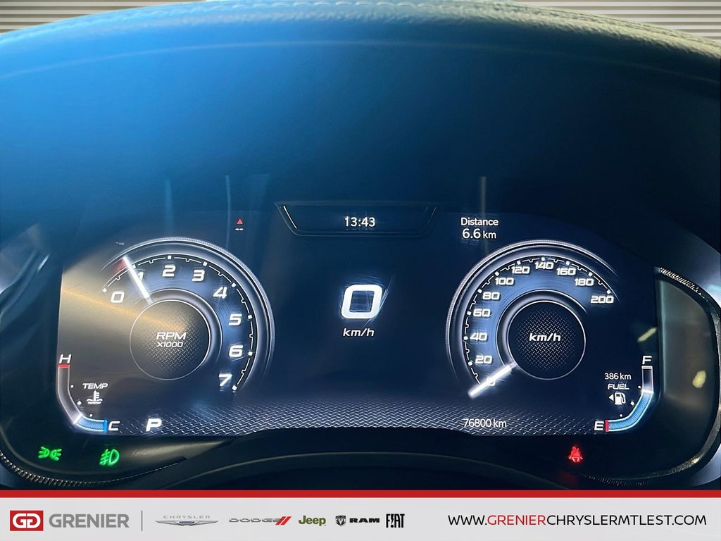 2023 Ram 1500 SPORT GT + 4X4 + CREW CAB + V8 HEMI 5.7L in Pointe-Aux-Trembles, Quebec - 13 - w1024h768px