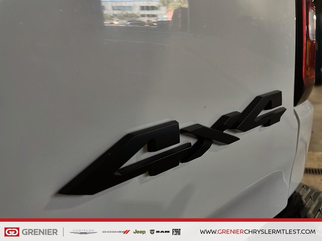Ram 1500 SPORT GT + 4X4 + CREW CAB + V8 HEMI 5.7L 2023 à Pointe-Aux-Trembles, Québec - 4 - w1024h768px
