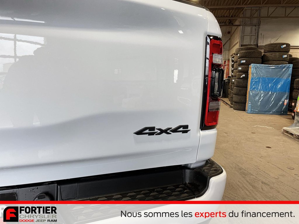 2024 Ram 1500 SPORT in Pointe-Aux-Trembles, Quebec - 8 - w1024h768px