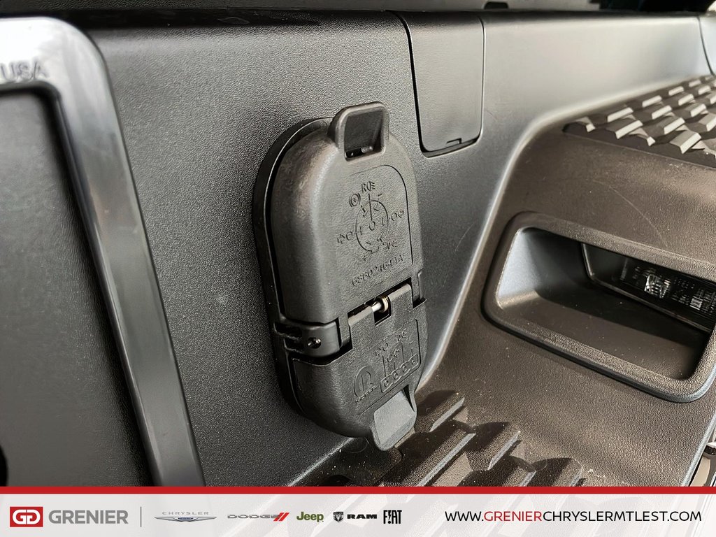 Ram 1500 BIG HORN 2025 à Pointe-Aux-Trembles, Québec - 18 - w1024h768px