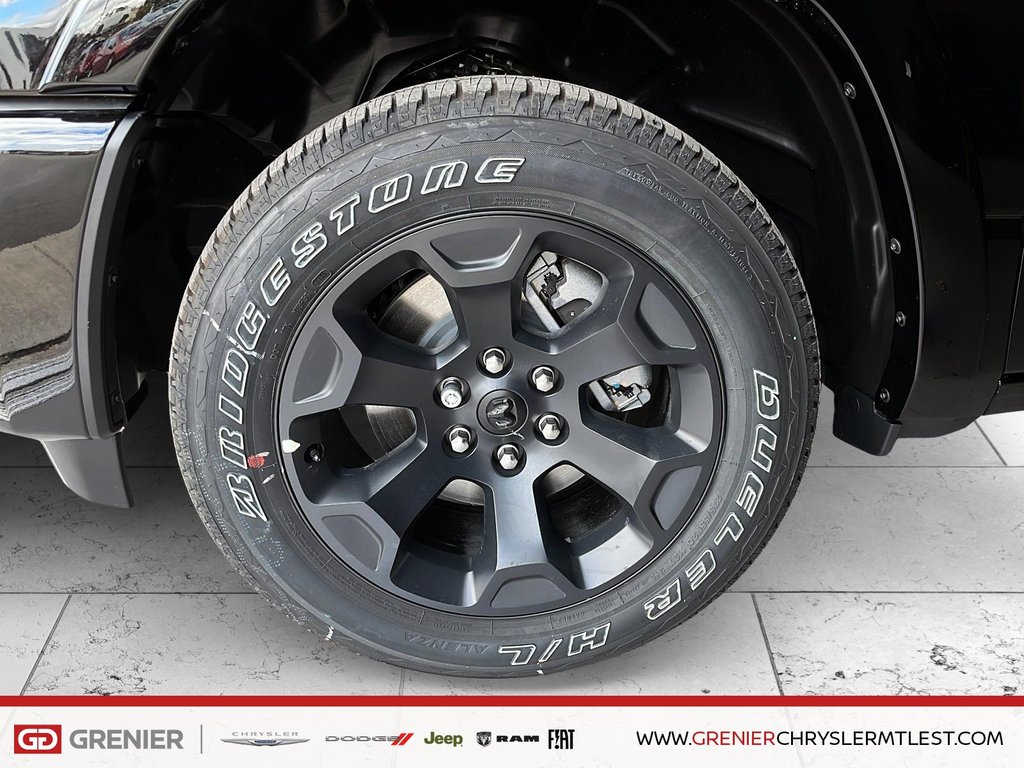 Ram 1500 BIG HORN 2025 à Pointe-Aux-Trembles, Québec - 8 - w1024h768px