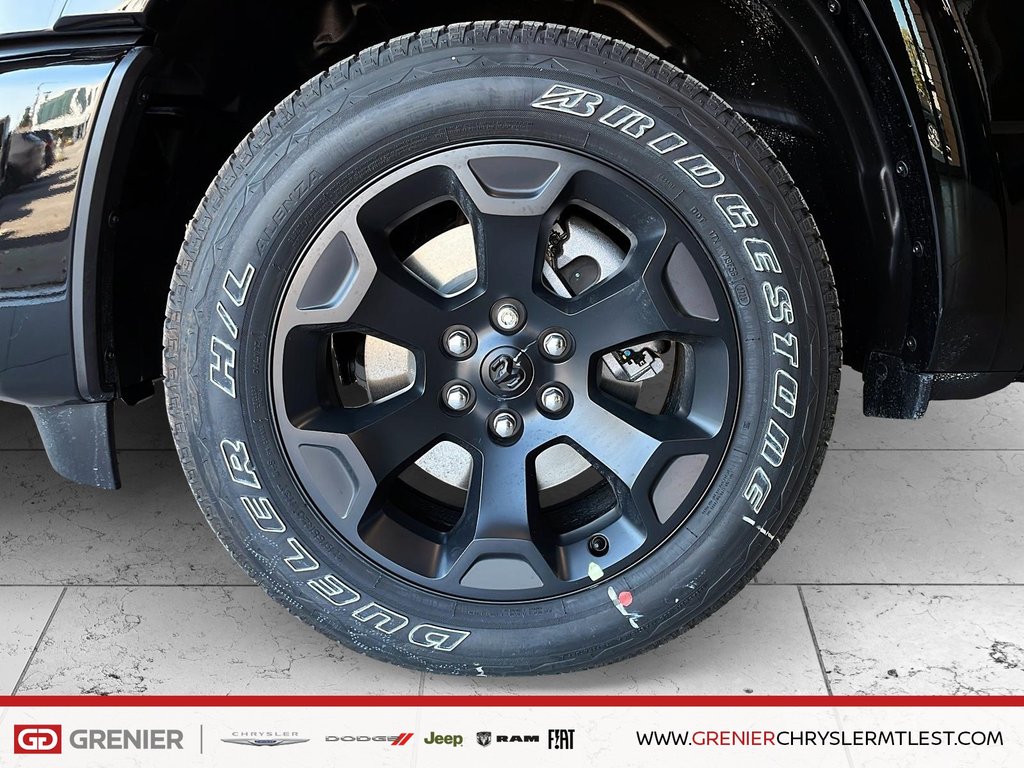 2025 Ram 1500 BIG HORN in Pointe-Aux-Trembles, Quebec - 8 - w1024h768px