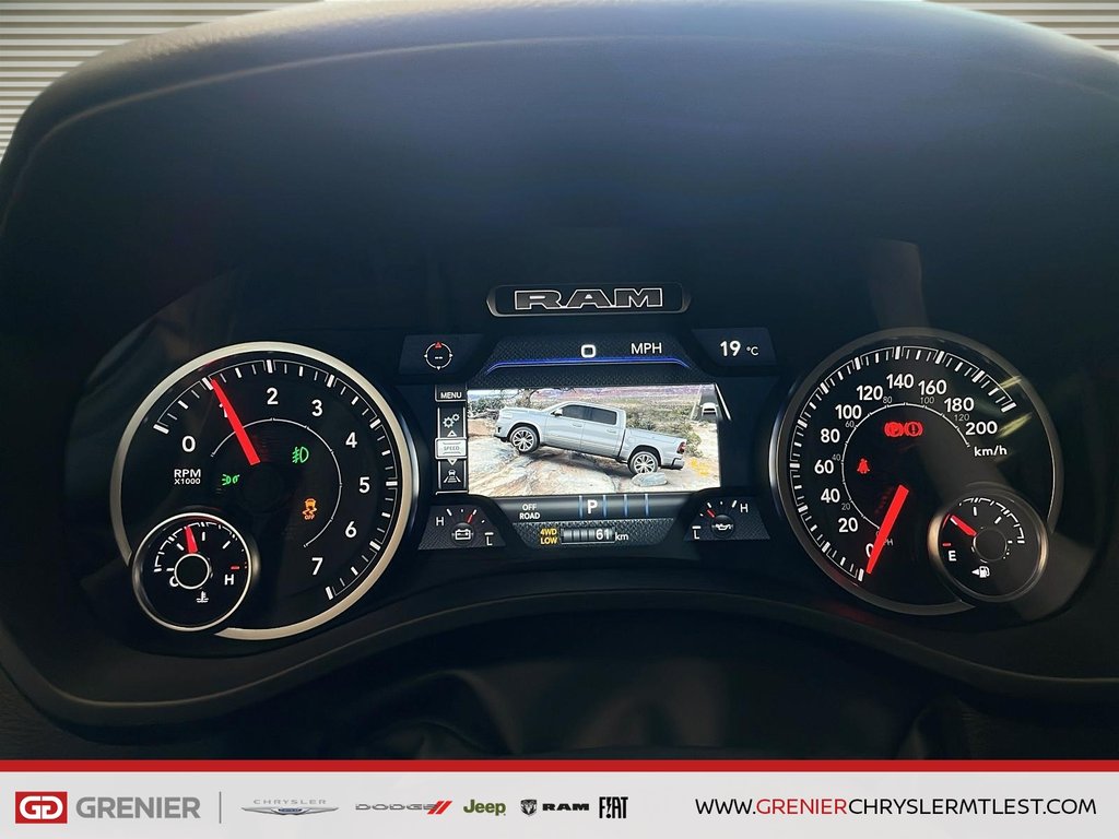 Ram 1500 BIG HORN 2025 à Pointe-Aux-Trembles, Québec - 13 - w1024h768px