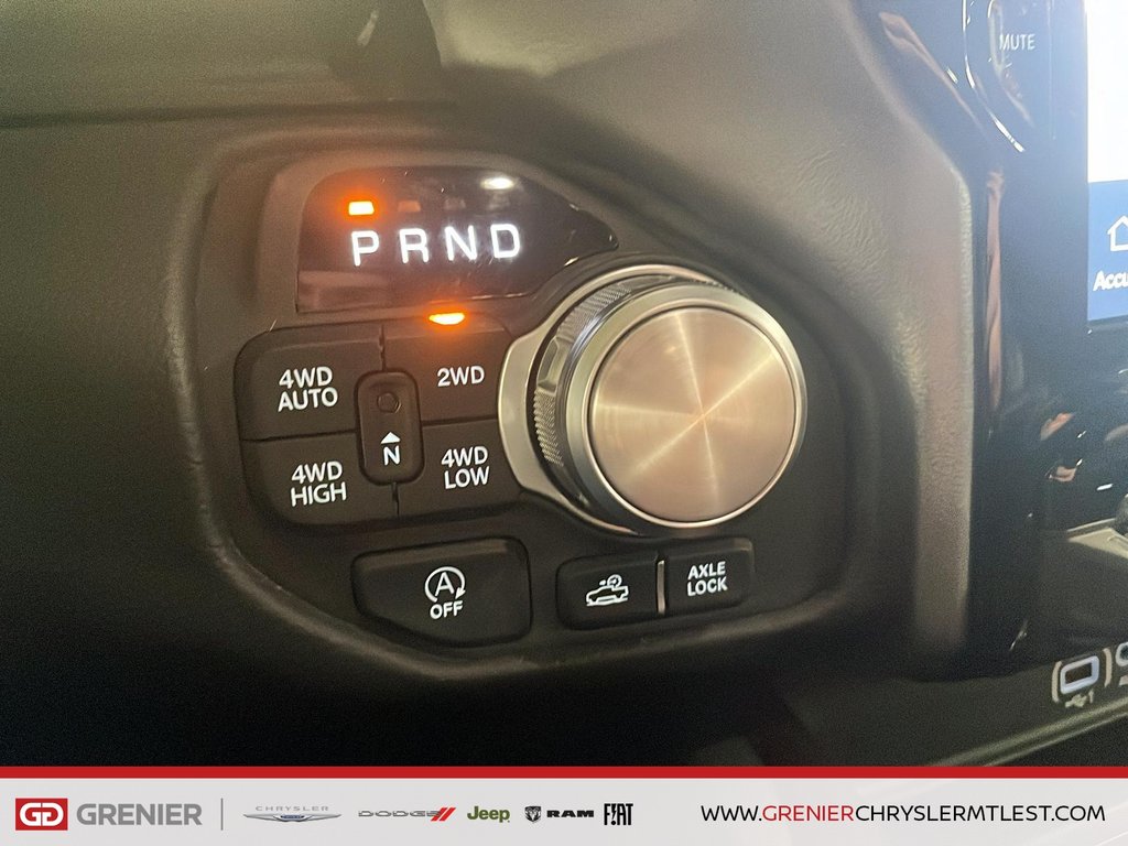 2025 Ram 1500 REBEL + 4X4 + CREW CAB + GPS + CARPLAY in Pointe-Aux-Trembles, Quebec - 13 - w1024h768px