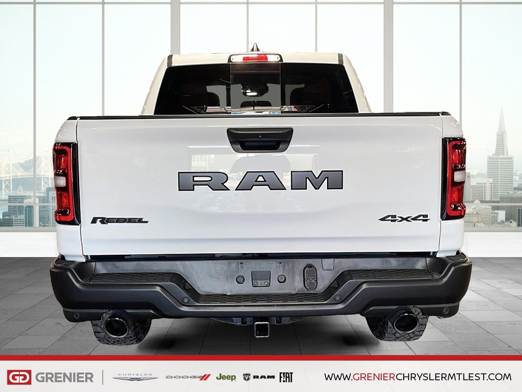 2025 Ram 1500 REBEL + 4X4 + CREW CAB + GPS + CARPLAY in Pointe-Aux-Trembles, Quebec - 3 - w1024h768px