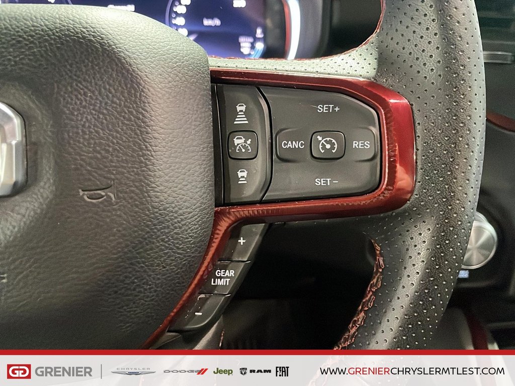 2025 Ram 1500 REBEL + 4X4 + CREW CAB + GPS + CARPLAY in Pointe-Aux-Trembles, Quebec - 11 - w1024h768px