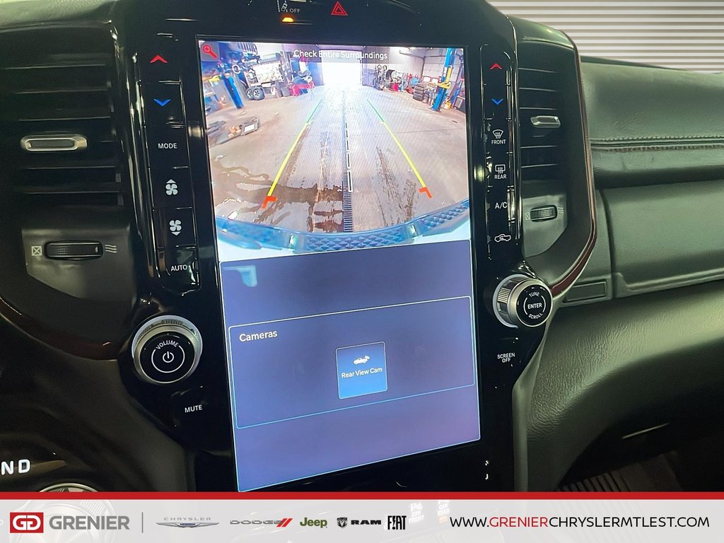 2025 Ram 1500 REBEL + 4X4 + CREW CAB + GPS + CARPLAY in Pointe-Aux-Trembles, Quebec - 15 - w1024h768px