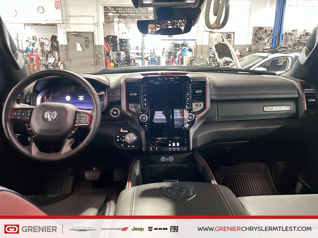 2025 Ram 1500 REBEL + 4X4 + CREW CAB + GPS + CARPLAY in Pointe-Aux-Trembles, Quebec - 9 - w1024h768px