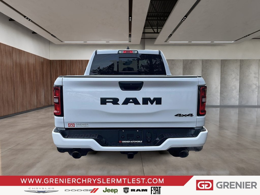 2025 Ram 1500 TRADESMAN in Pointe-Aux-Trembles, Quebec - 3 - w1024h768px