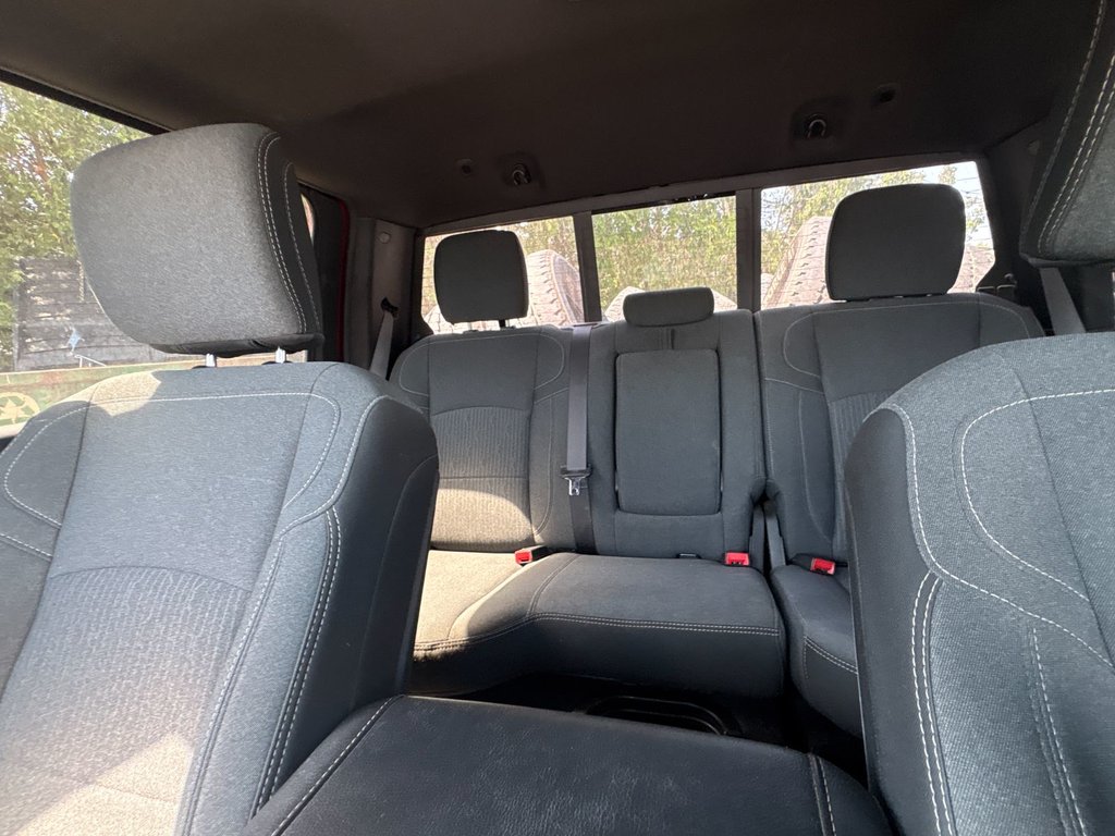 2020 Ram 2500 Big Horn in Pointe-Aux-Trembles, Quebec - 7 - w1024h768px