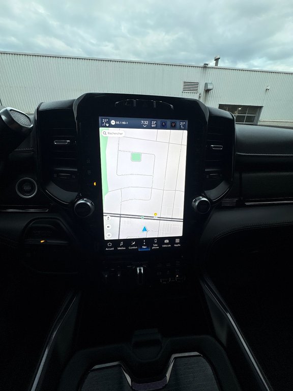 2023 Ram 2500 Limited in Pointe-Aux-Trembles, Quebec - 10 - w1024h768px