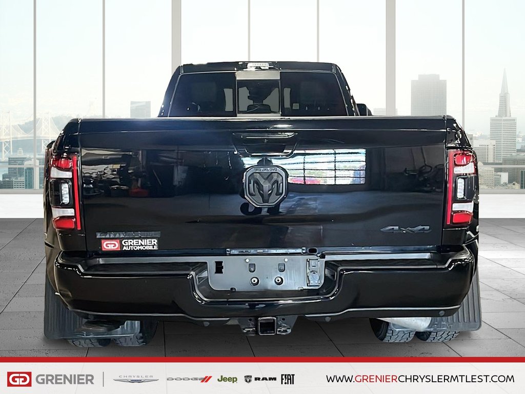 Ram 3500 LARAMIE 4X4 CREW CAB + DIESEL + ROUES JUMELEES 2023 à Pointe-Aux-Trembles, Québec - 3 - w1024h768px