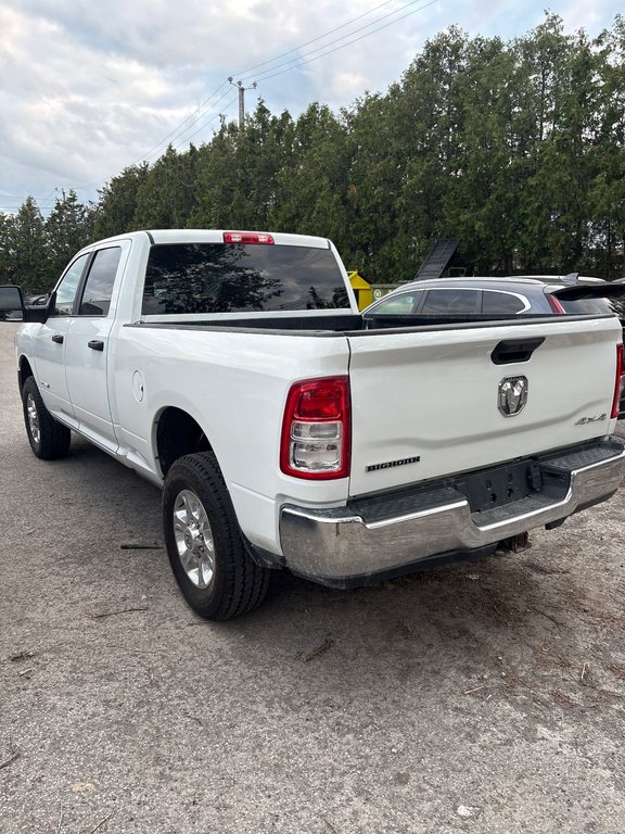 2024 Ram 3500 Big Horn in Pointe-Aux-Trembles, Quebec - 4 - w1024h768px