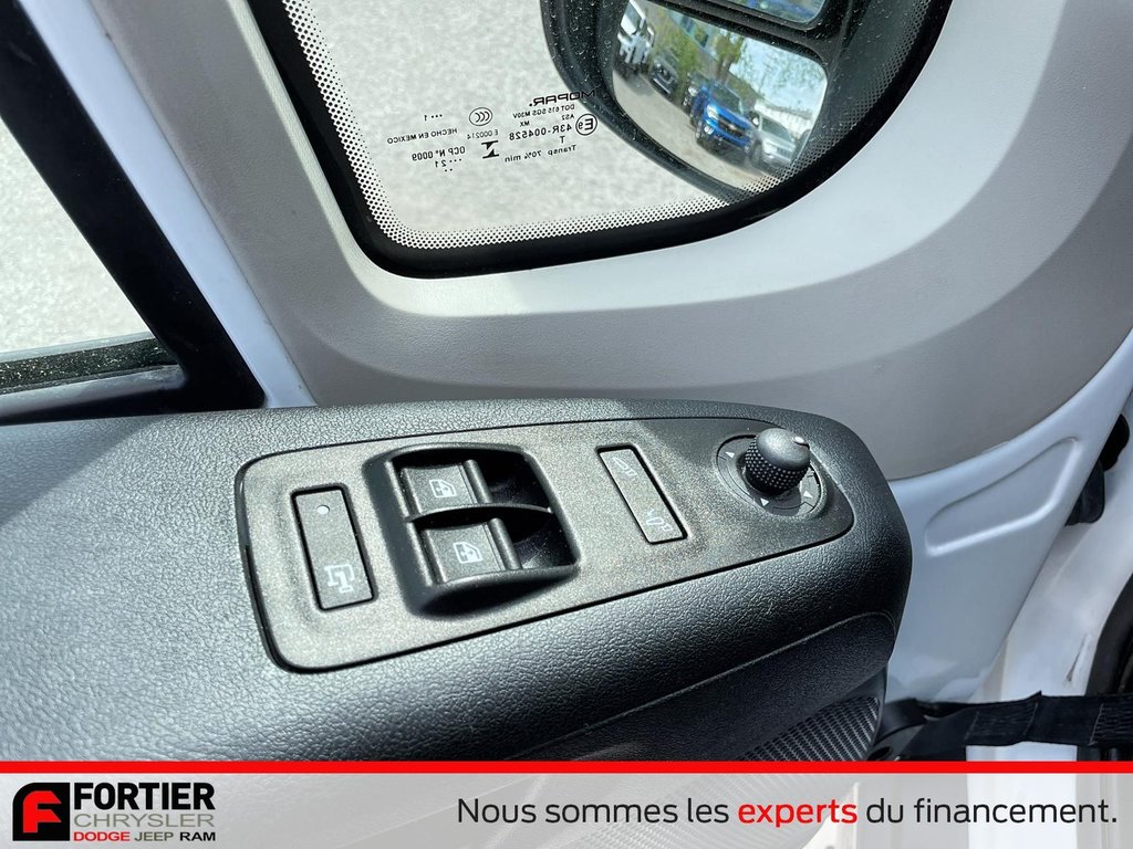 2021 Ram ProMaster Cargo Van 3500 HIGH ROOF + V6 + CAMERA DE RECUL in Pointe-Aux-Trembles, Quebec - 10 - w1024h768px
