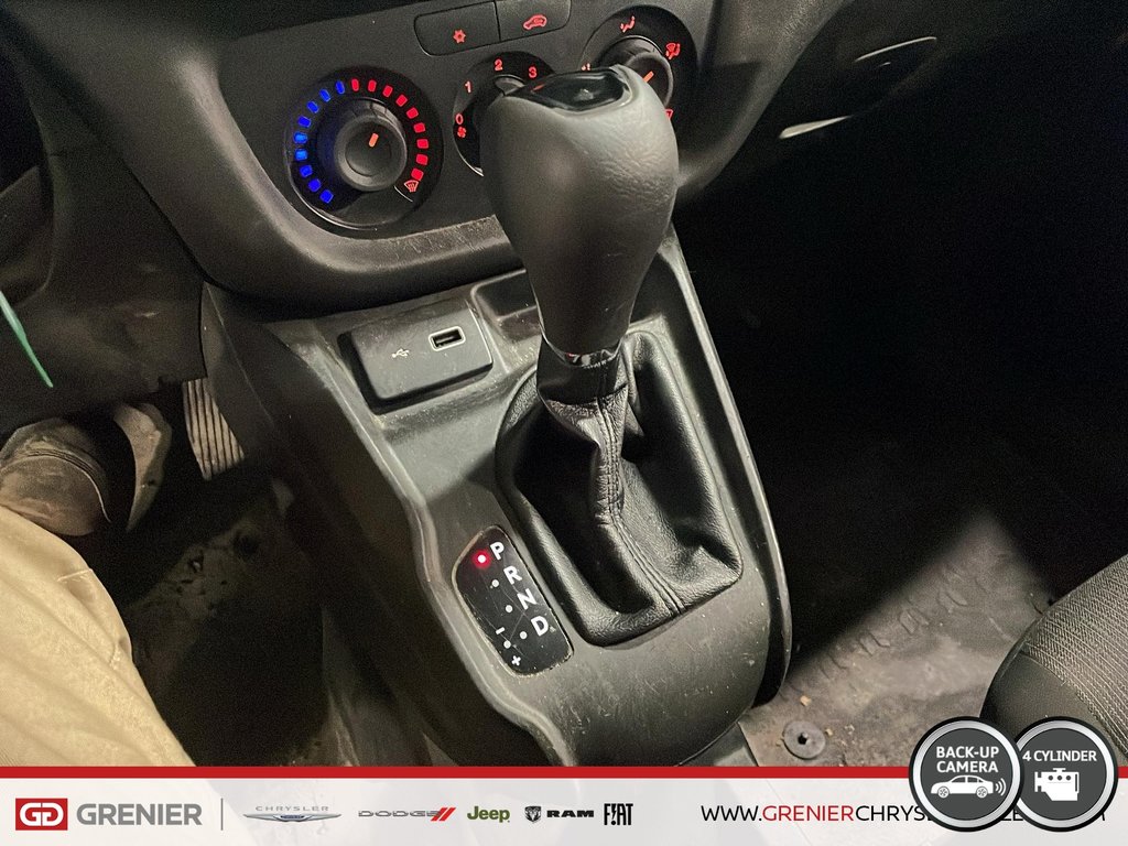 Ram ProMaster City SLT VAN + CLIMATISATION + BLUETOOTH 2021 à Pointe-Aux-Trembles, Québec - 12 - w1024h768px