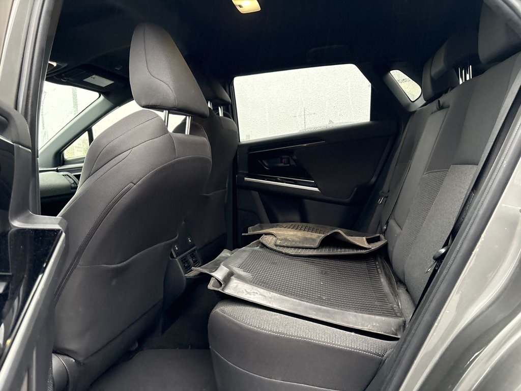 2023 Subaru Solterra BASE in Pointe-Aux-Trembles, Quebec - 17 - w1024h768px