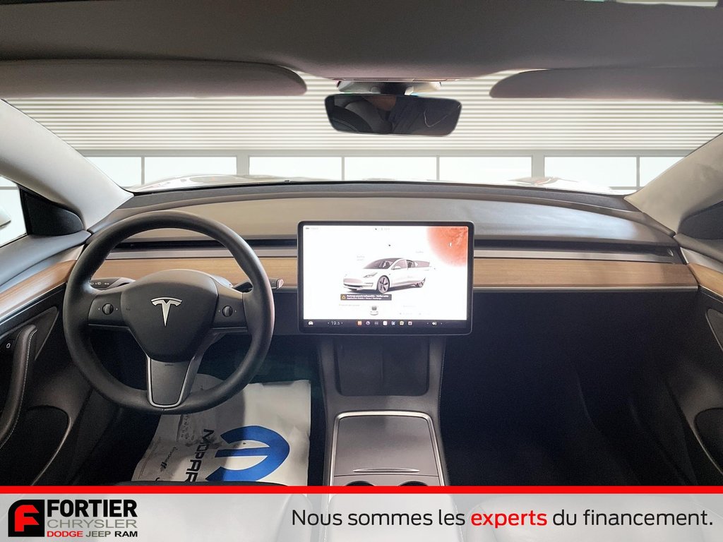 Tesla MODEL 3 SR + 438 KM AUTONOMIE + CUIR + GPS 2022 à Pointe-Aux-Trembles, Québec - 8 - w1024h768px