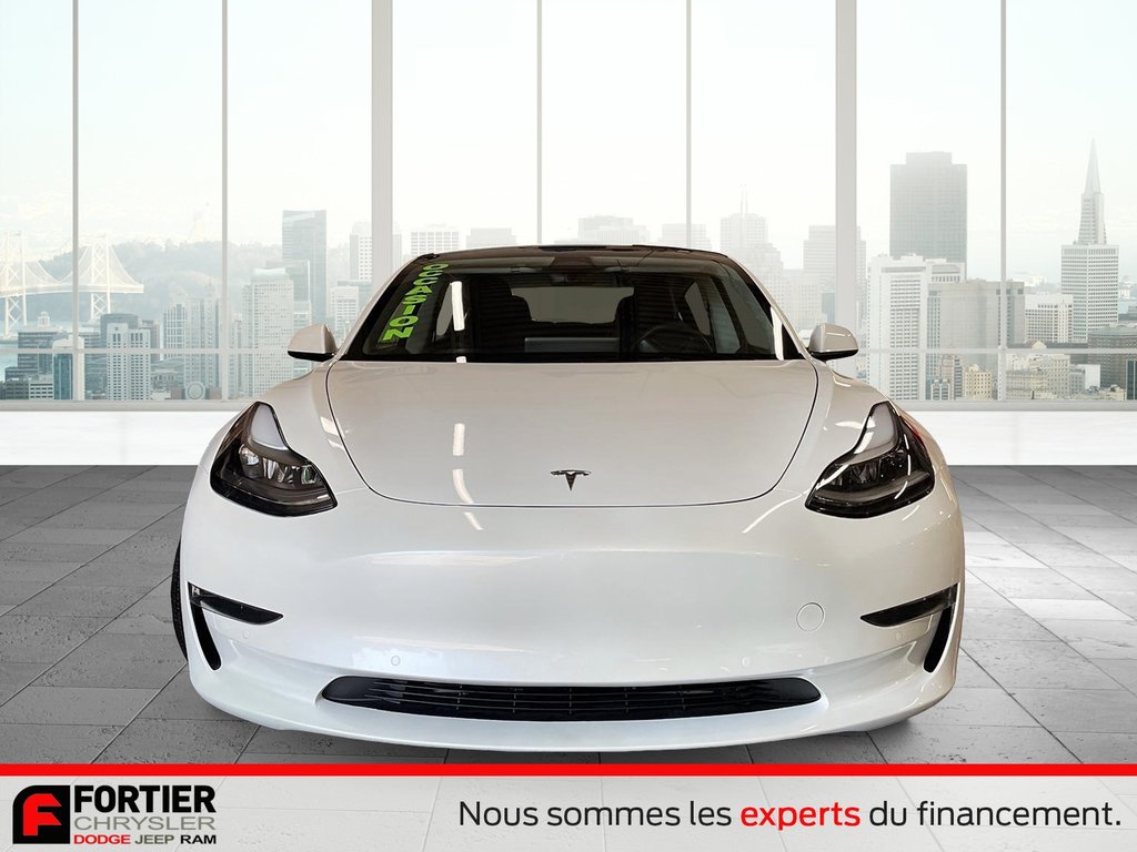 Tesla MODEL 3 SR + 438 KM AUTONOMIE + CUIR + GPS 2022 à Pointe-Aux-Trembles, Québec - 2 - w1024h768px