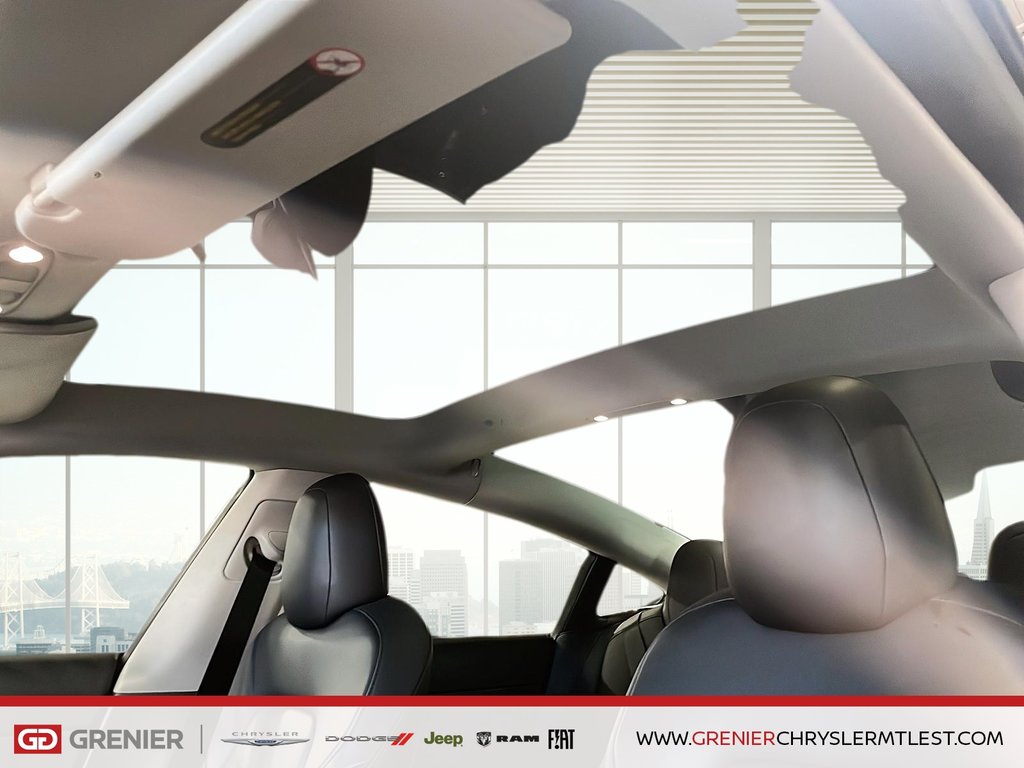 Tesla MODEL 3 SR + RWD + TOIT PANORAMIQUE + CUIR 2023 à Pointe-Aux-Trembles, Québec - 12 - w1024h768px