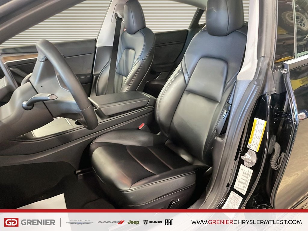 Tesla MODEL 3 SR + RWD + TOIT PANORAMIQUE + CUIR 2023 à Pointe-Aux-Trembles, Québec - 7 - w1024h768px