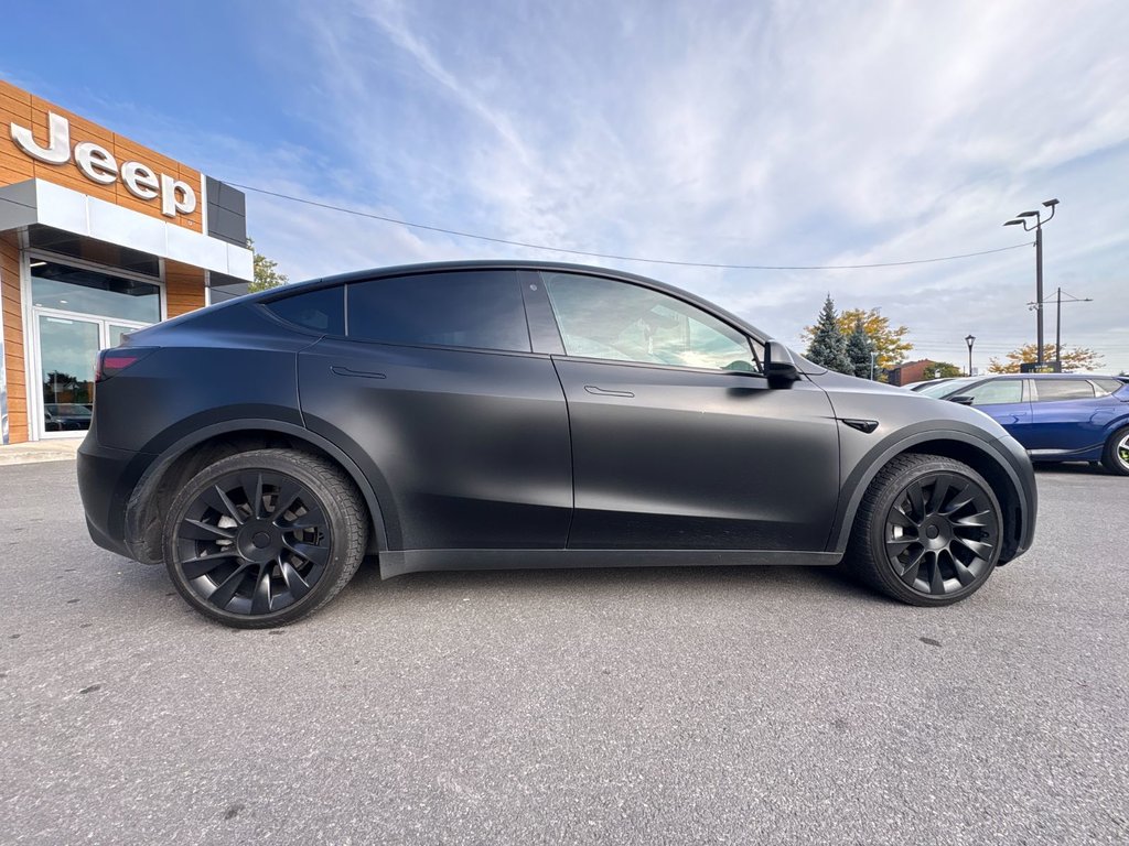 2023 Tesla Model Y LONG RANGE AWD in Pointe-Aux-Trembles, Quebec - 9 - w1024h768px