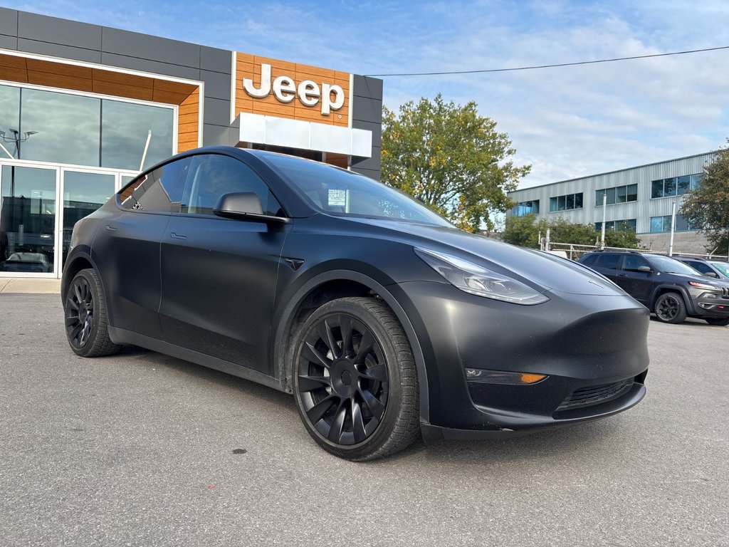 2023 Tesla Model Y LONG RANGE AWD in Pointe-Aux-Trembles, Quebec - 5 - w1024h768px