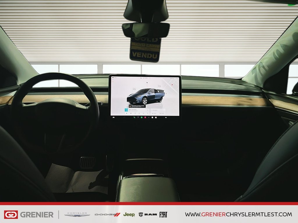 Tesla Model Y STANDARD RANGE + RWD + TOIT DE VERRE PANO 2024 à Pointe-Aux-Trembles, Québec - 8 - w1024h768px
