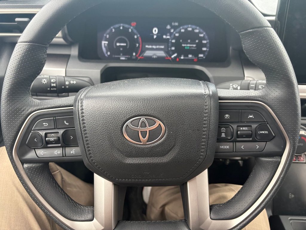 2025 Toyota 4Runner TRD PREMIUM in Pointe-Aux-Trembles, Quebec - 23 - w1024h768px