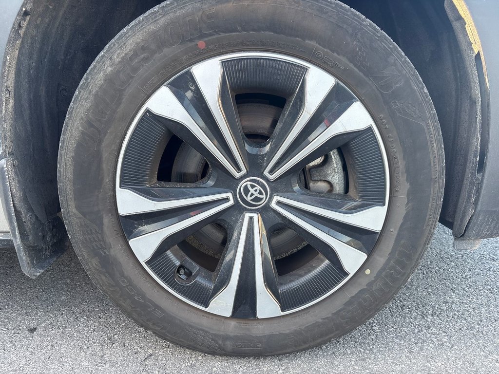 Toyota bZ4X LE 2023 à Pointe-Aux-Trembles, Québec - 7 - w1024h768px