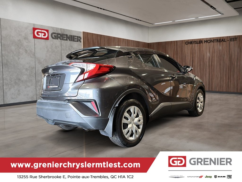 Toyota C-HR LE 2019 à Pointe-Aux-Trembles, Québec - 3 - w1024h768px