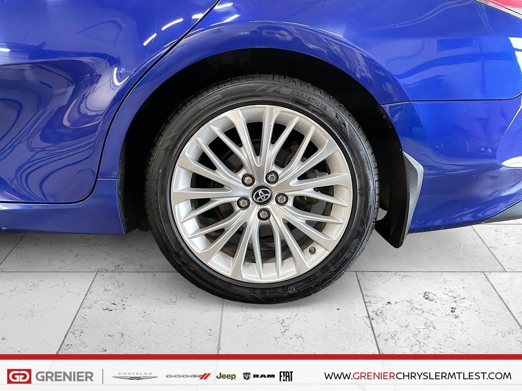 Toyota Camry XLE + TOIT OUVRANT PANO + CARPLAY 2018 à Pointe-Aux-Trembles, Québec - 6 - w1024h768px