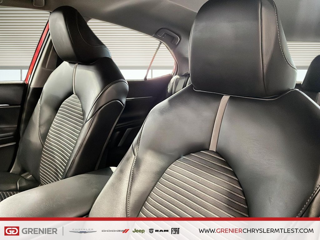 2021 Toyota Camry SE + T/A + CUIR + BLUETOOTH in Pointe-Aux-Trembles, Quebec - 7 - w1024h768px