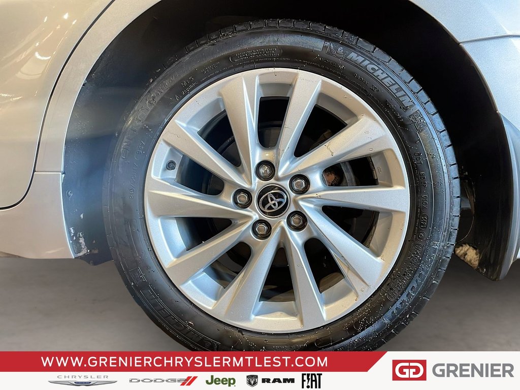Toyota Camry SE + AWD + GROUPE ELECTRIQUE 2021 à Pointe-Aux-Trembles, Québec - 7 - w1024h768px