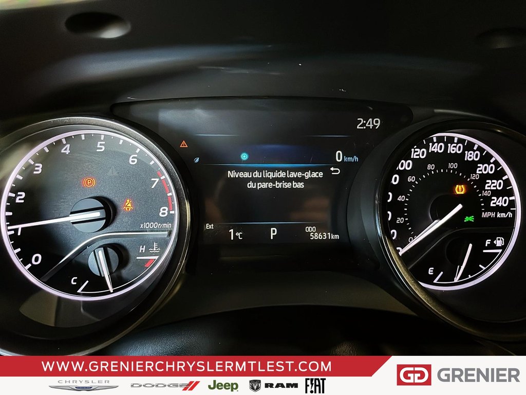 Toyota Camry SE + AWD + GROUPE ELECTRIQUE 2021 à Pointe-Aux-Trembles, Québec - 11 - w1024h768px