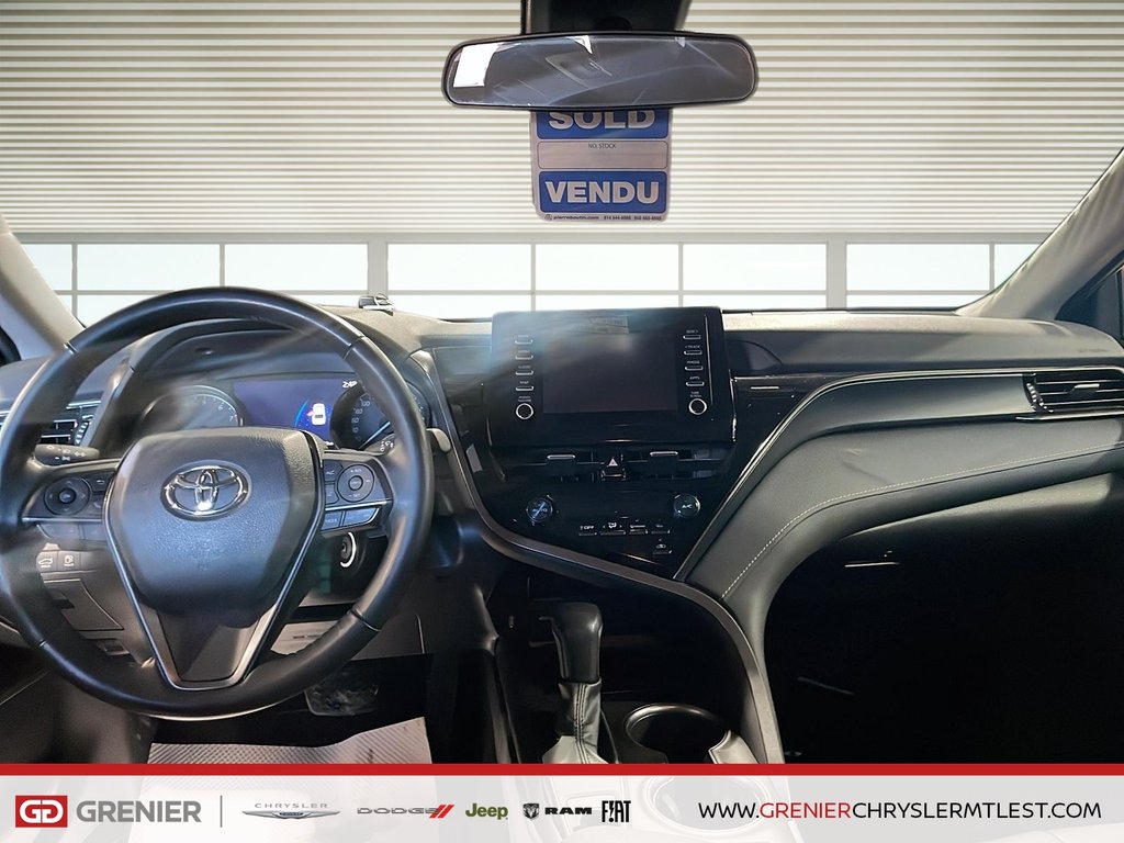 Toyota Camry SE + AWD + GROUPE ELECTRIQUE 2021 à Pointe-Aux-Trembles, Québec - 9 - w1024h768px