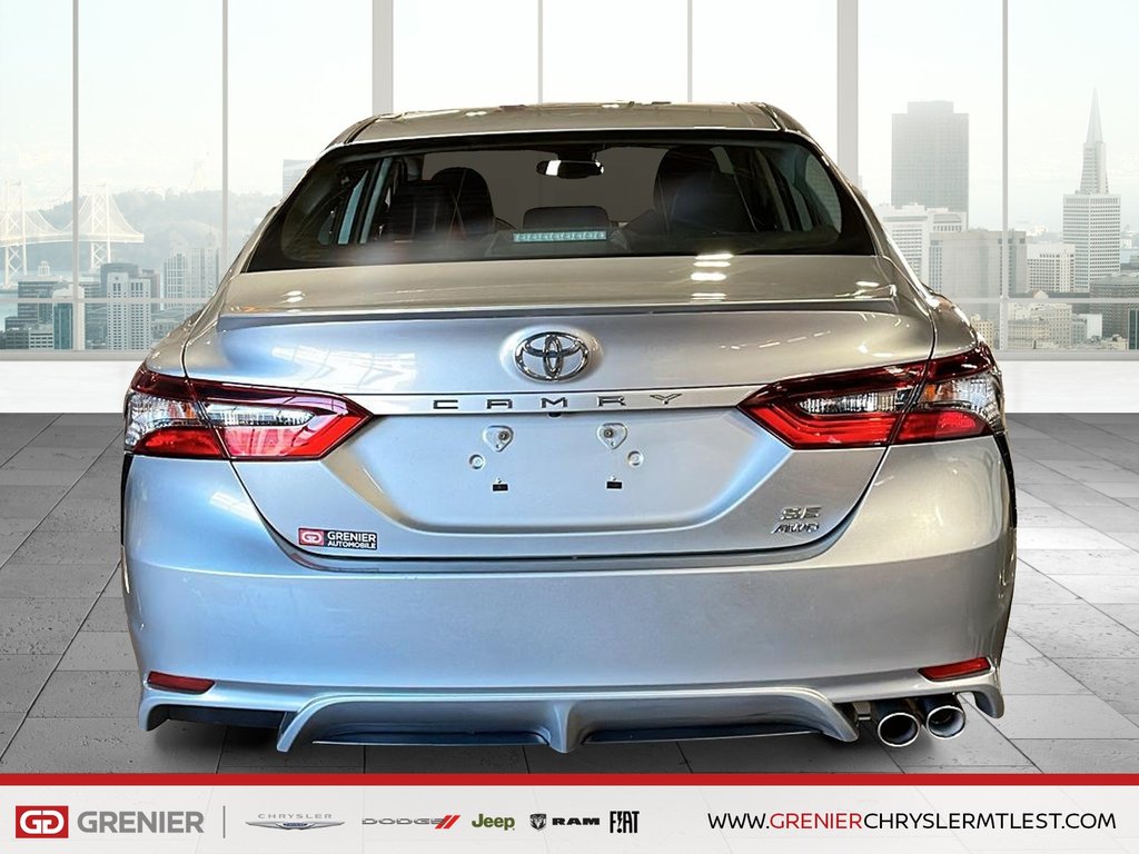 Toyota Camry SE + AWD + GROUPE ELECTRIQUE 2021 à Pointe-Aux-Trembles, Québec - 3 - w1024h768px