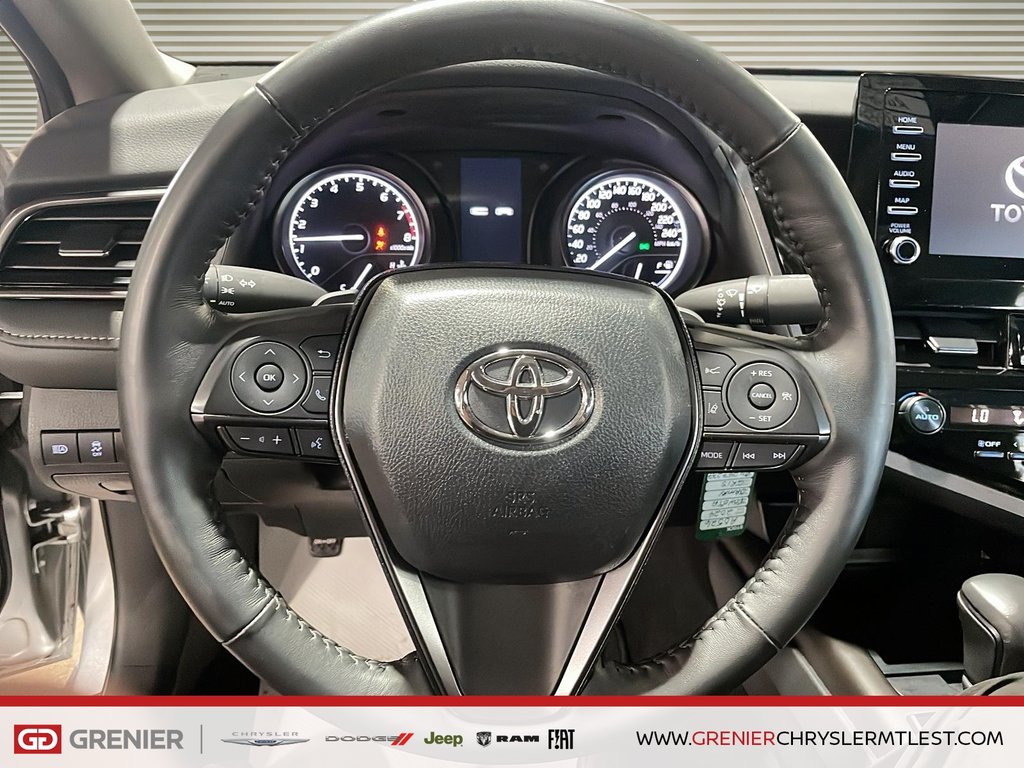 2024 Toyota Camry SE + CUIR + CARPLAY in Pointe-Aux-Trembles, Quebec - 12 - w1024h768px